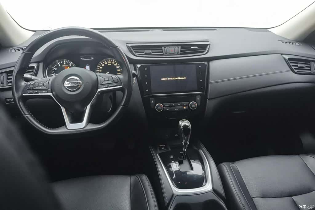 Nissan X-Trail, 2020 12