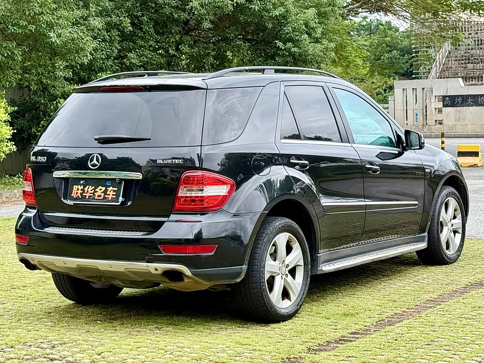 Mercedes-Benz M class