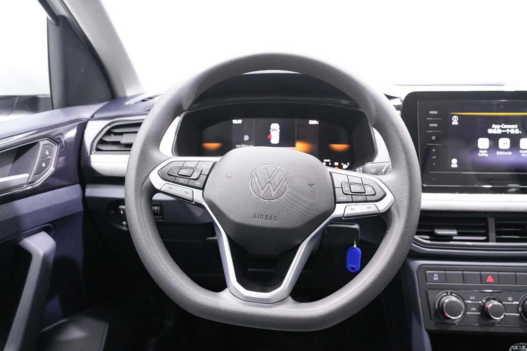 Volkswagen Tharu, 2024 24