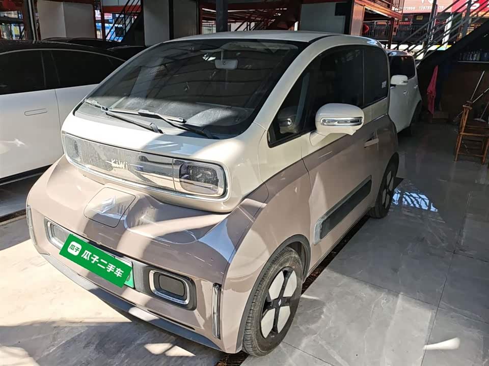 Baoding KiWi EV