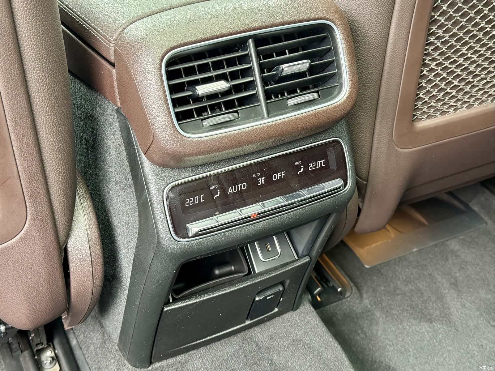 Mercedes-Benz GLS, 2022 21