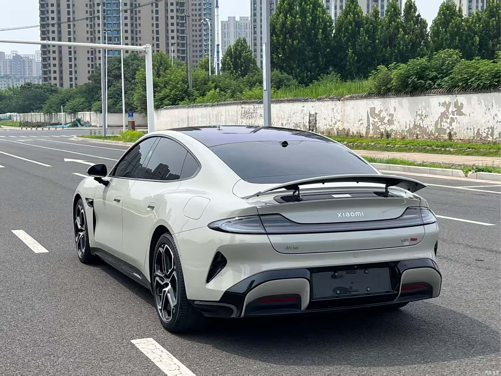 Xiaomi SU7, 2024 16
