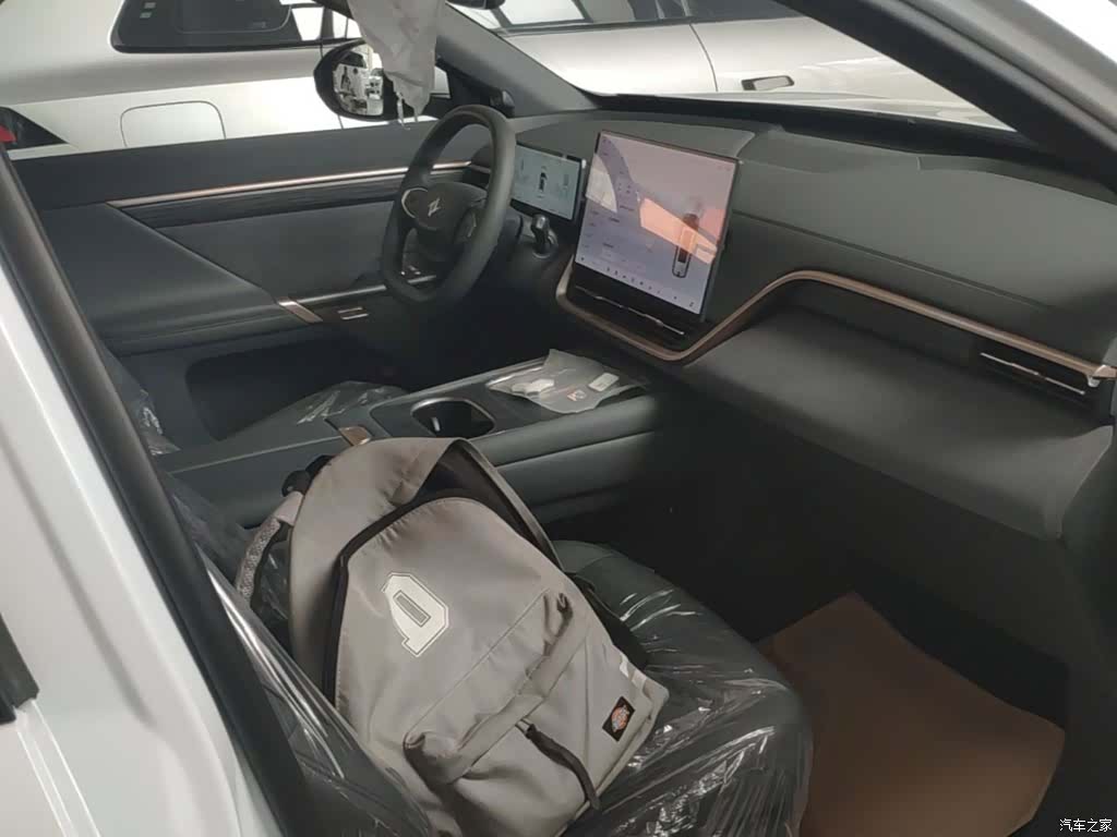 DongFeng eπ008, 2026 25