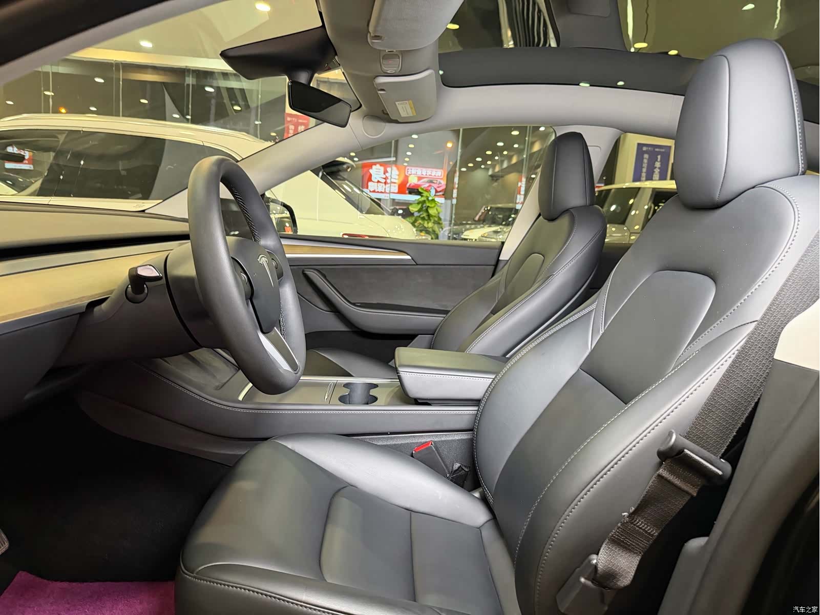 Tesla Model Y, 2022 7