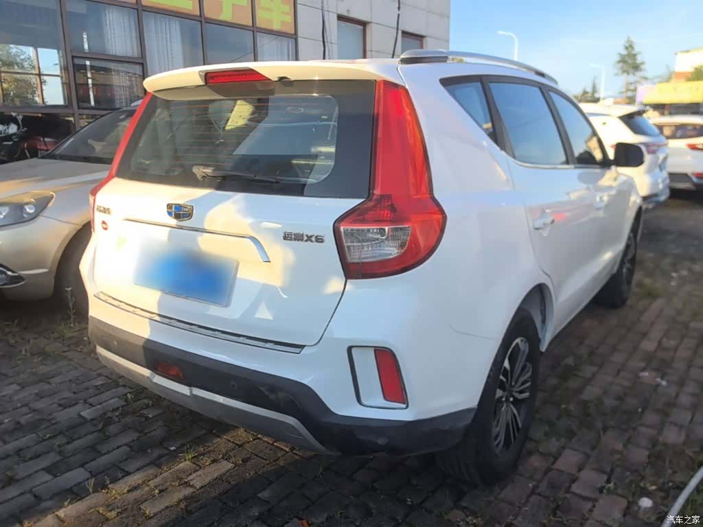 Geely X6, 2016 7