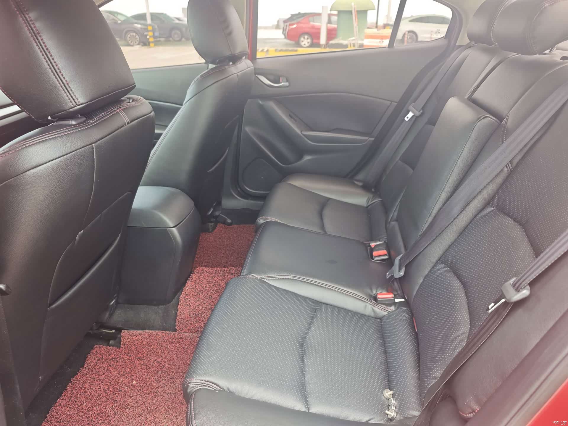 Mazda Mazda3, 2016 10