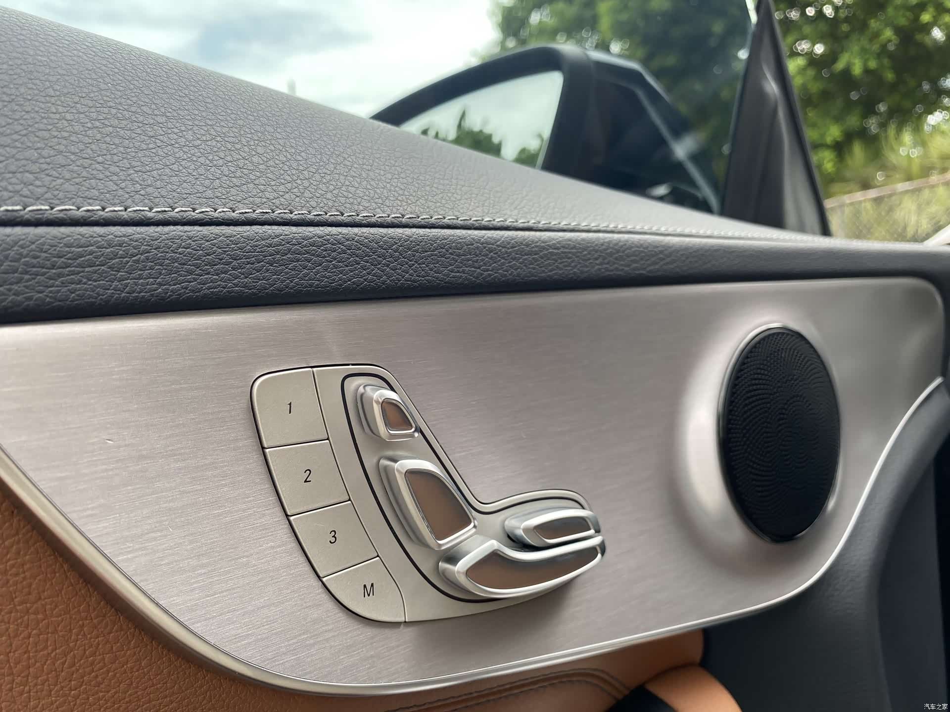 Mercedes-Benz C-Class, 2020 19