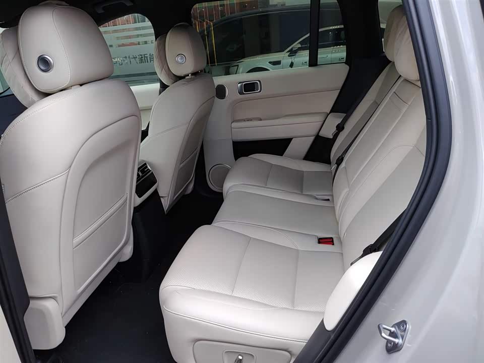 Li Auto Ideal L6