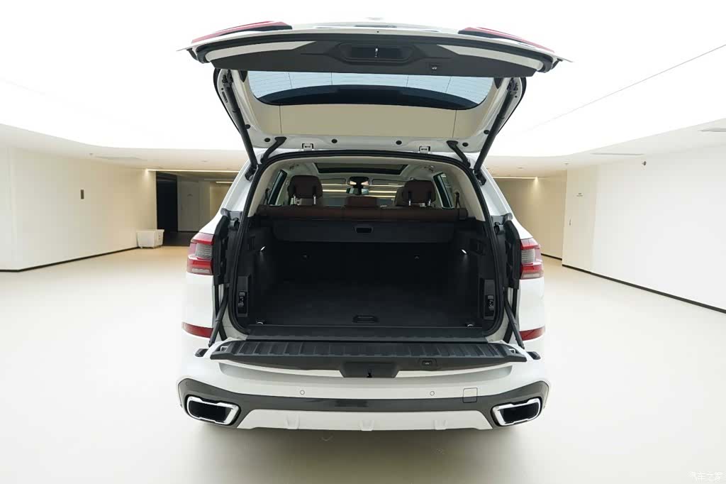 BMW X5, 2020 6