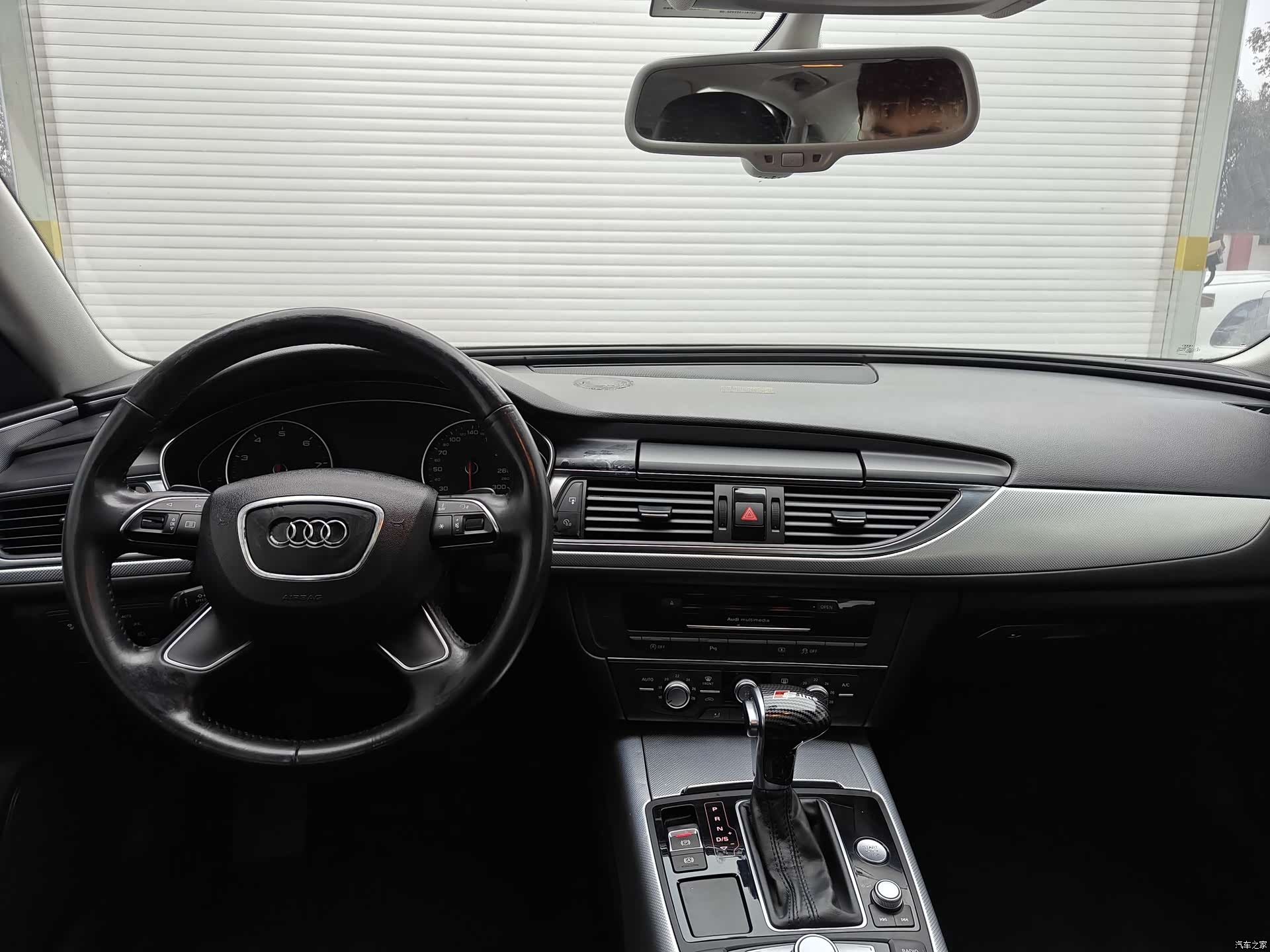 Audi A6L, 2014 12