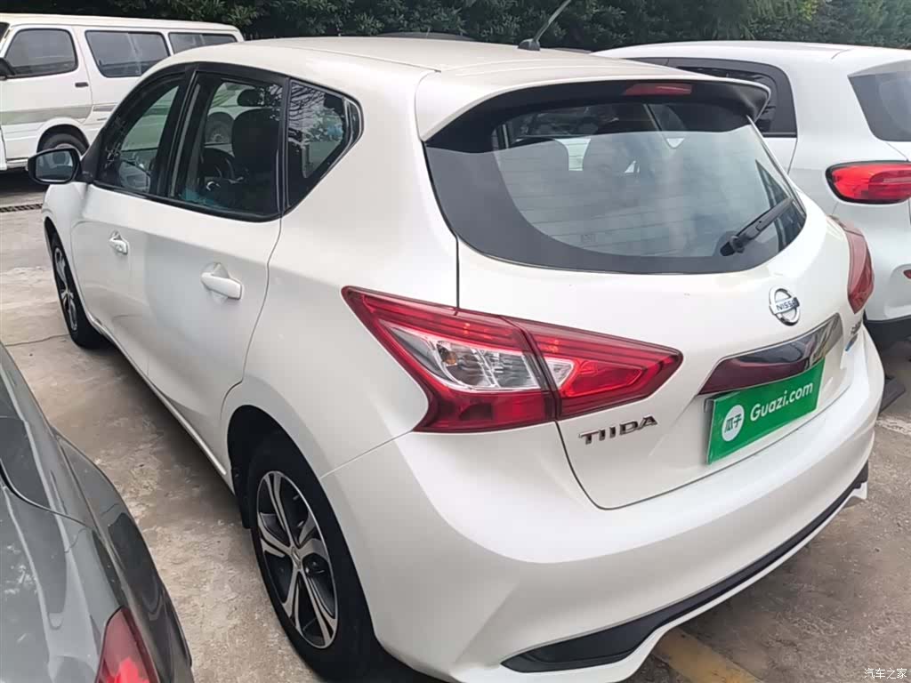 Nissan Tiida, 2017 все фото