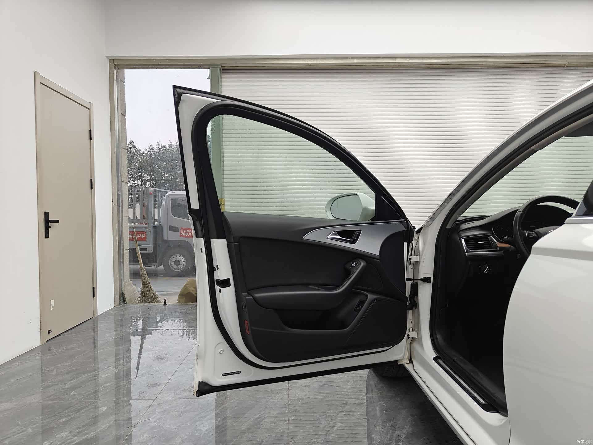 Audi A6L, 2014 8