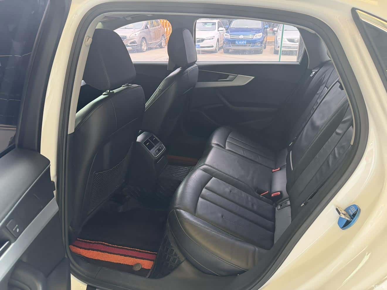 Audi A4L, 2019 12