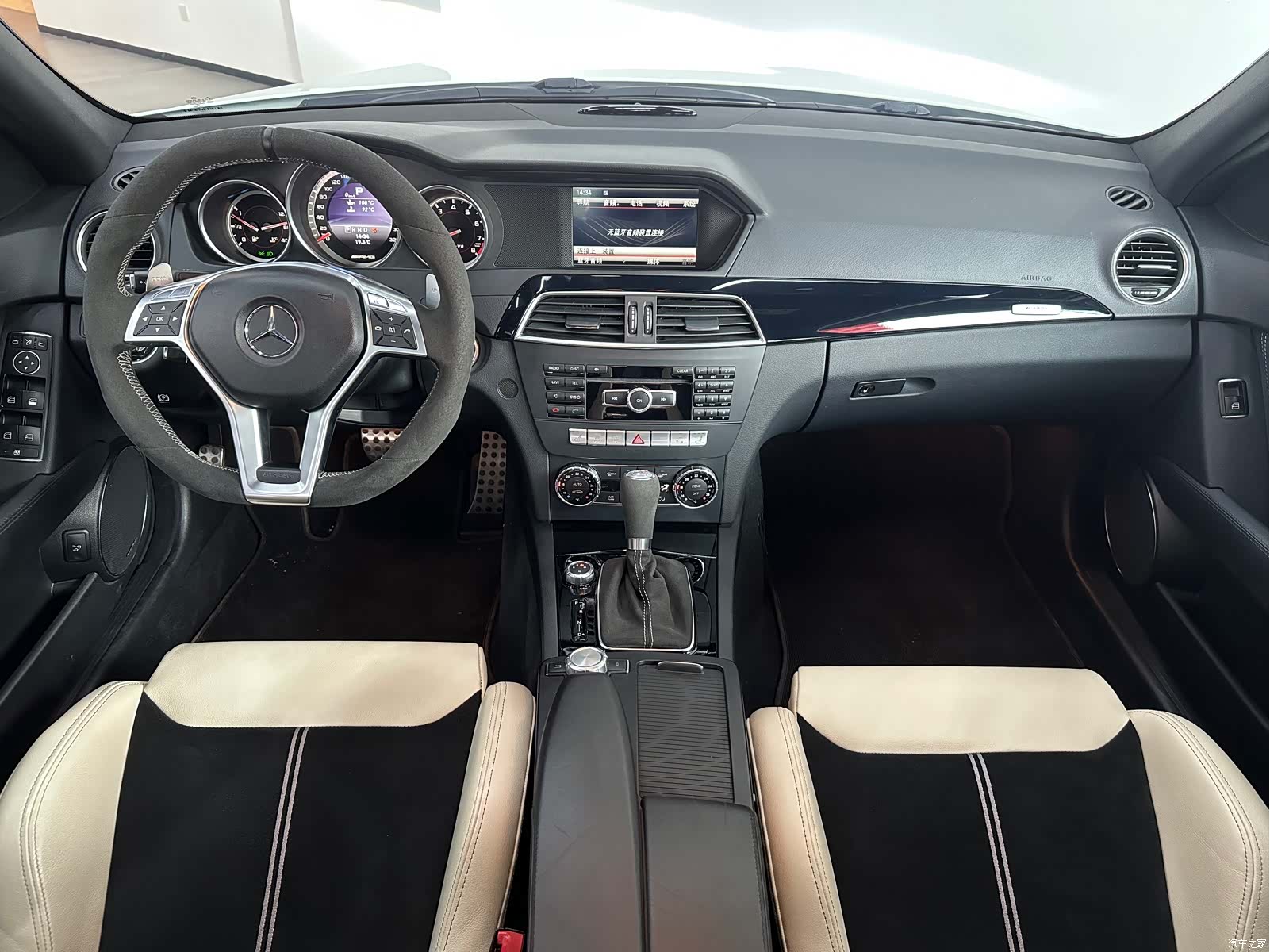 Mercedes-Benz C-Class, 2014 22