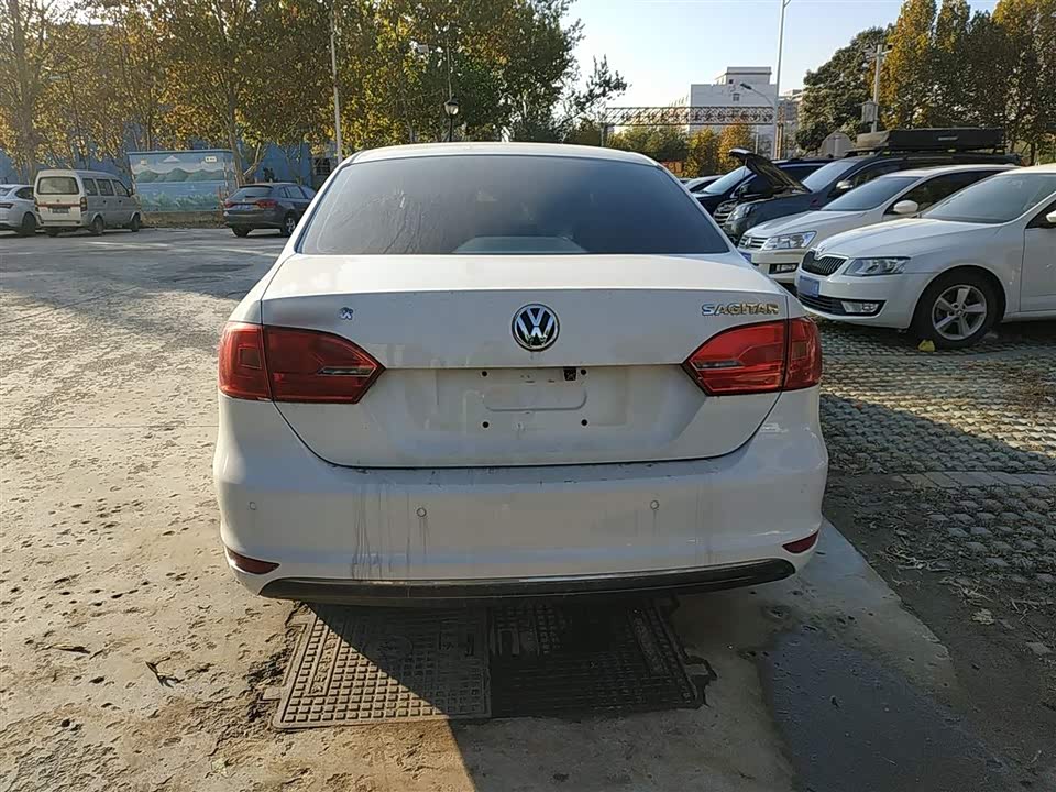 Volkswagen Sagitar