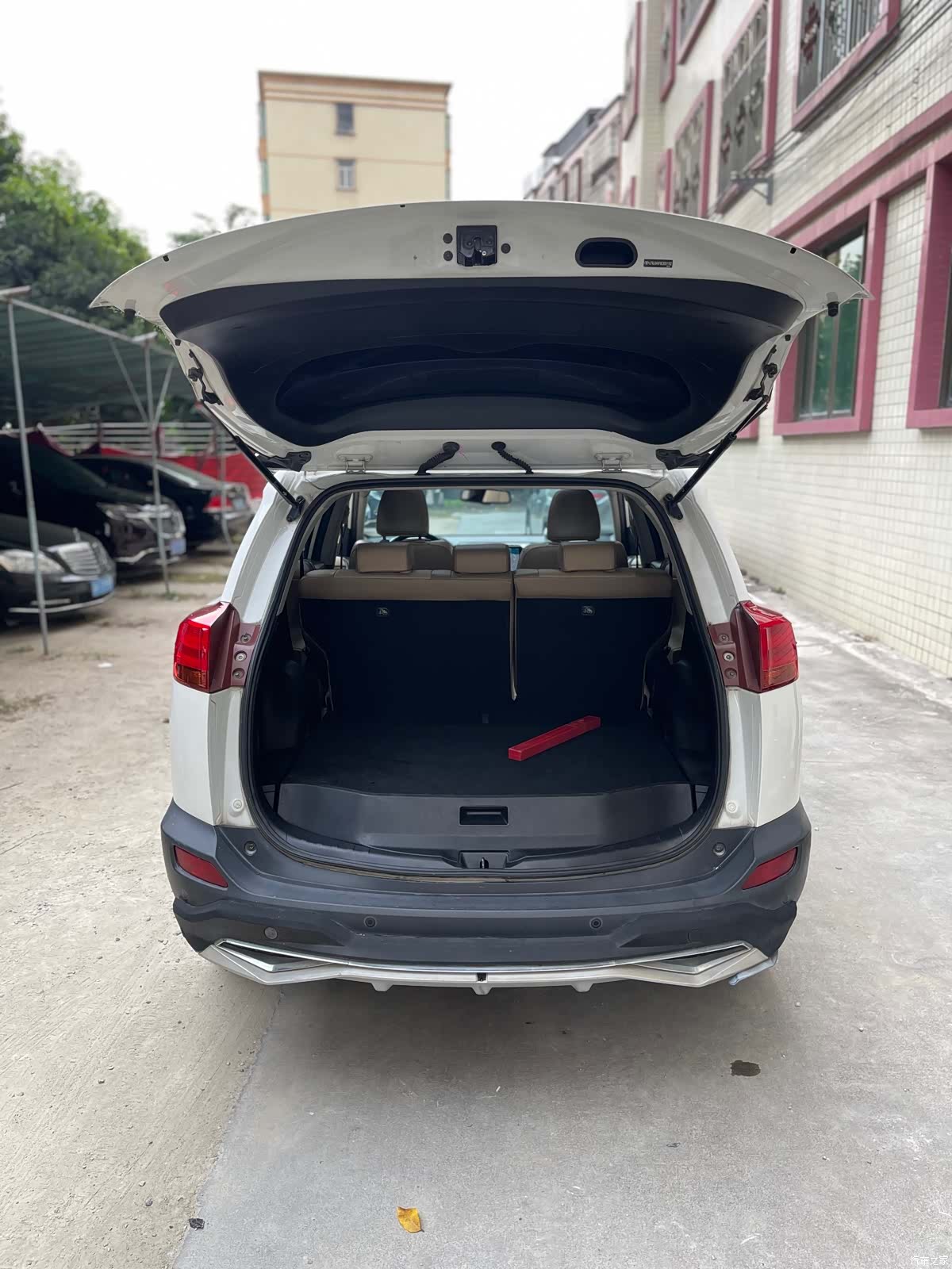 Toyota RAV4, 2014 15
