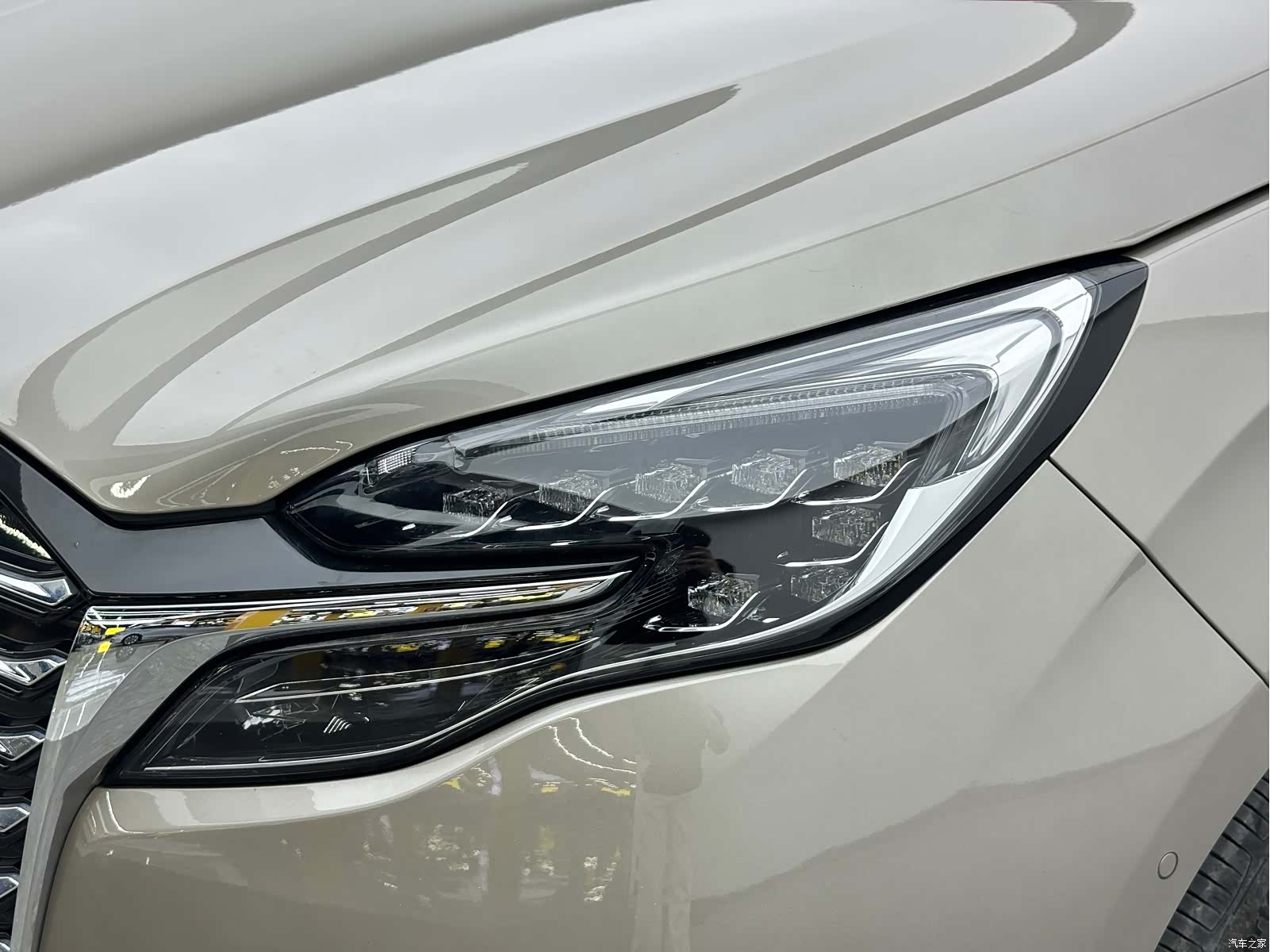 Buick GL8, 2025 7
