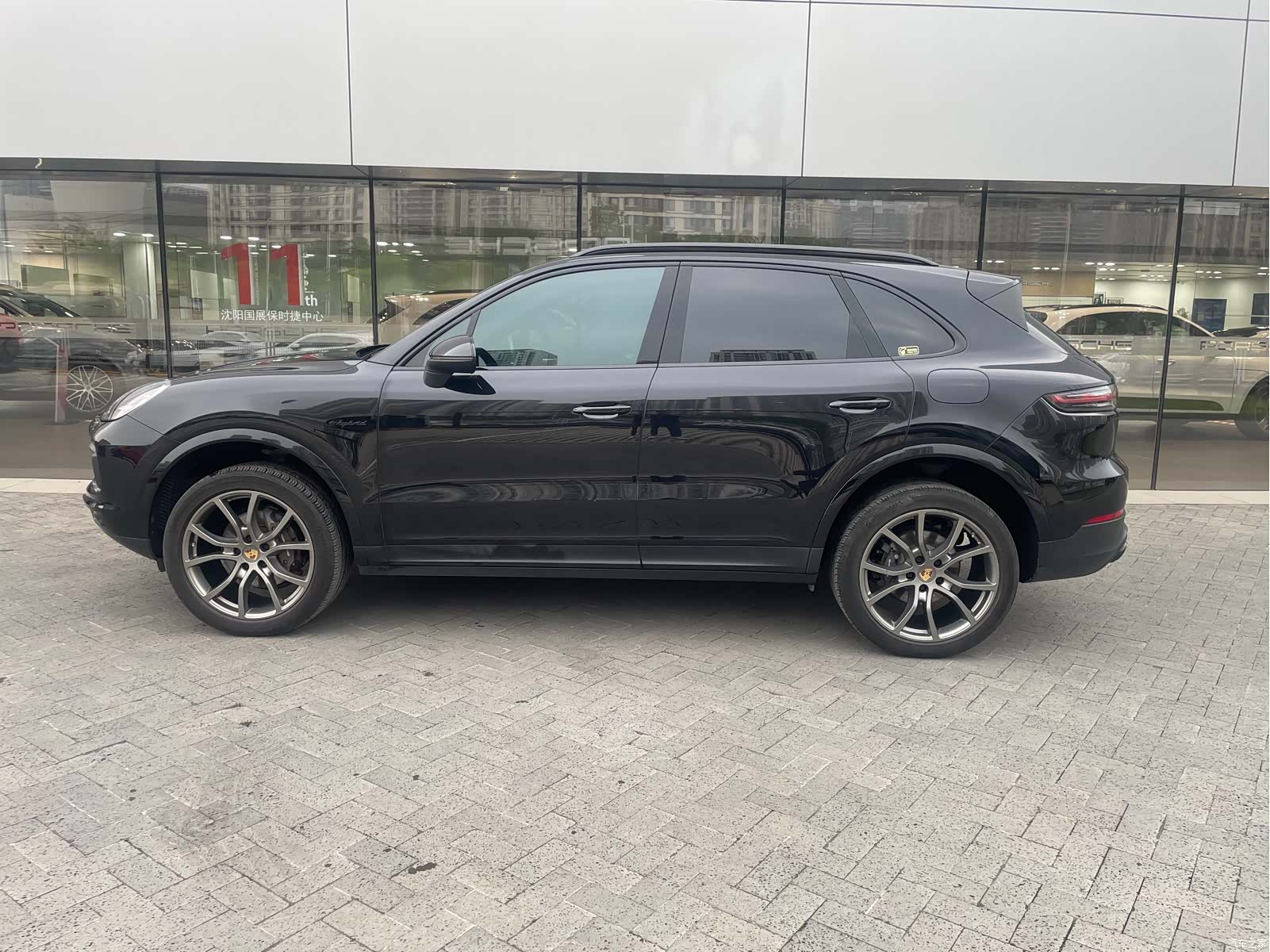 Porsche Cayenne, 2022 все фото