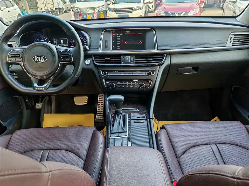 Kia K5