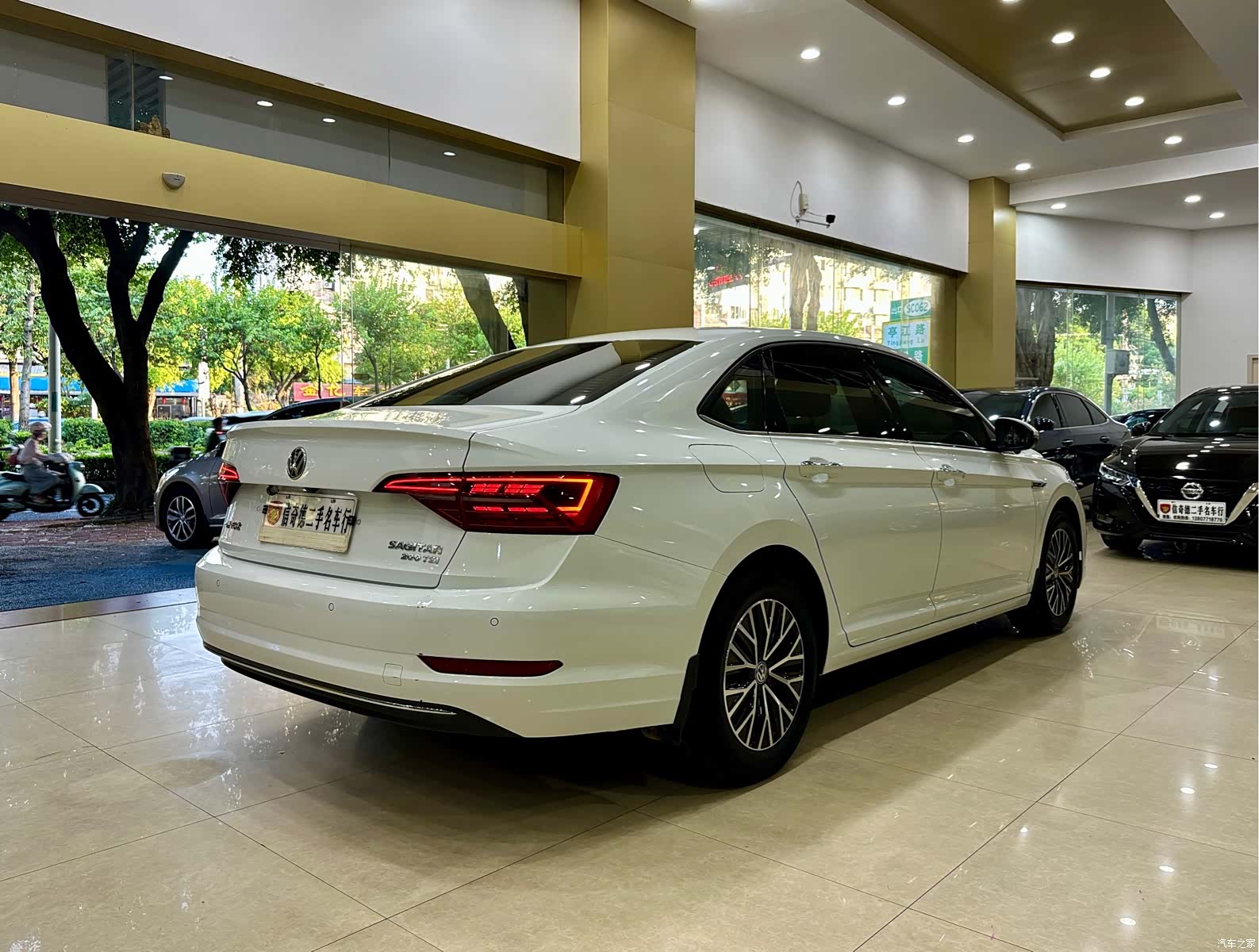 Volkswagen Sagitar, 2020 3