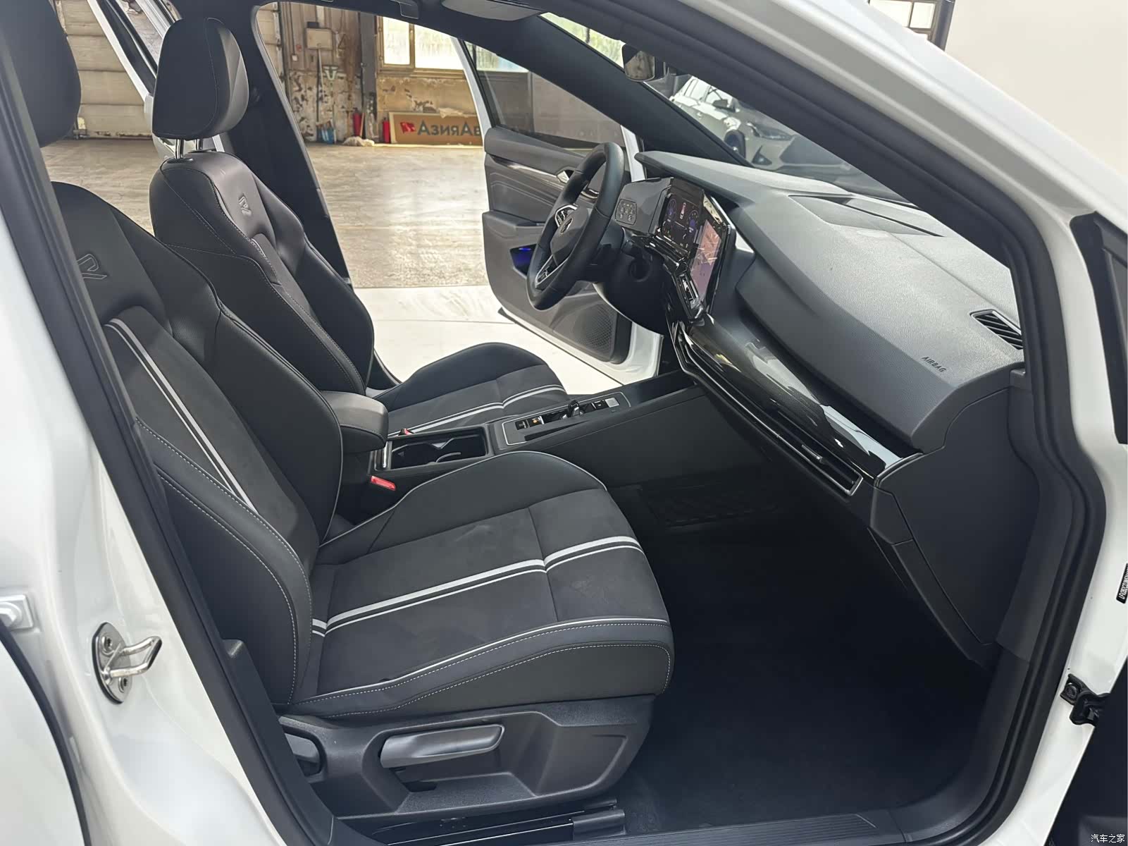 Volkswagen Golf, 2022 18