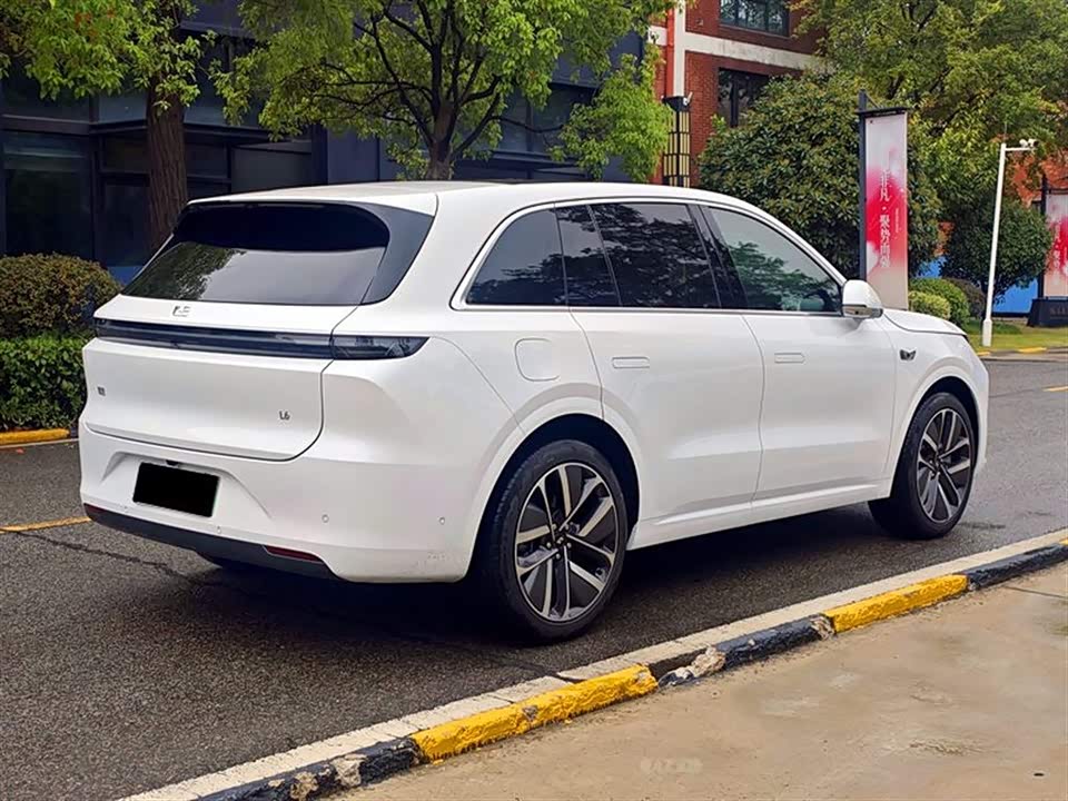 Li Auto Ideal L6