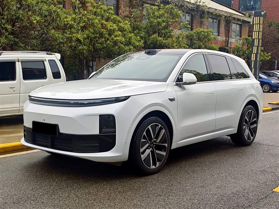 Li Auto Ideal L6