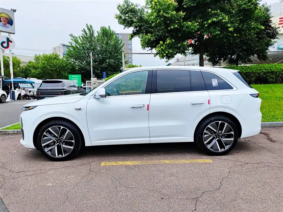 Li Auto Ideal L6