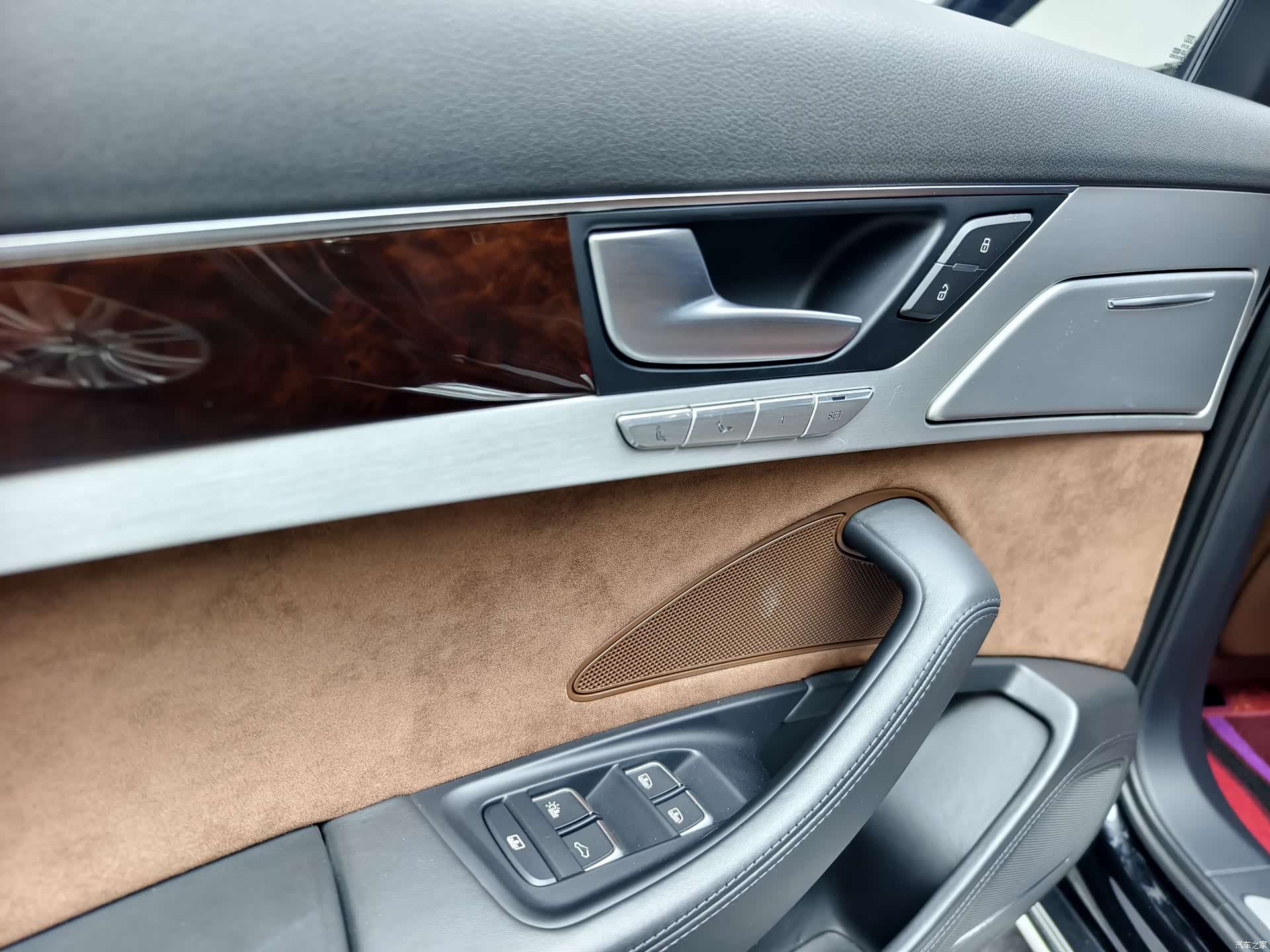 Audi A8L, 2014 19