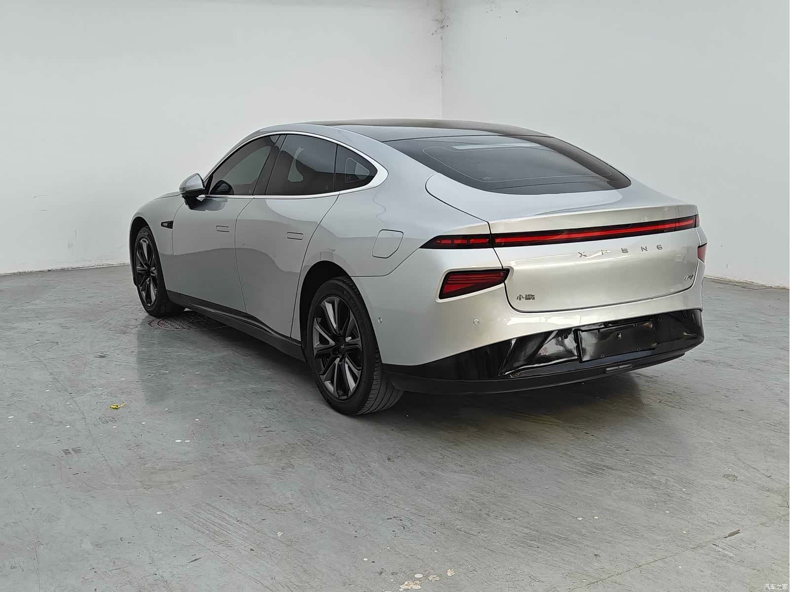 Xpeng P7, 2021 7