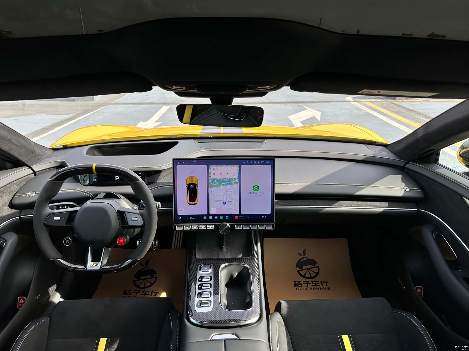 Xiaomi SU7, 2025 10