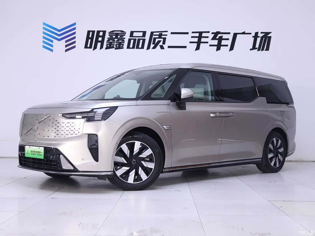 Volvo EM90, 2024 2