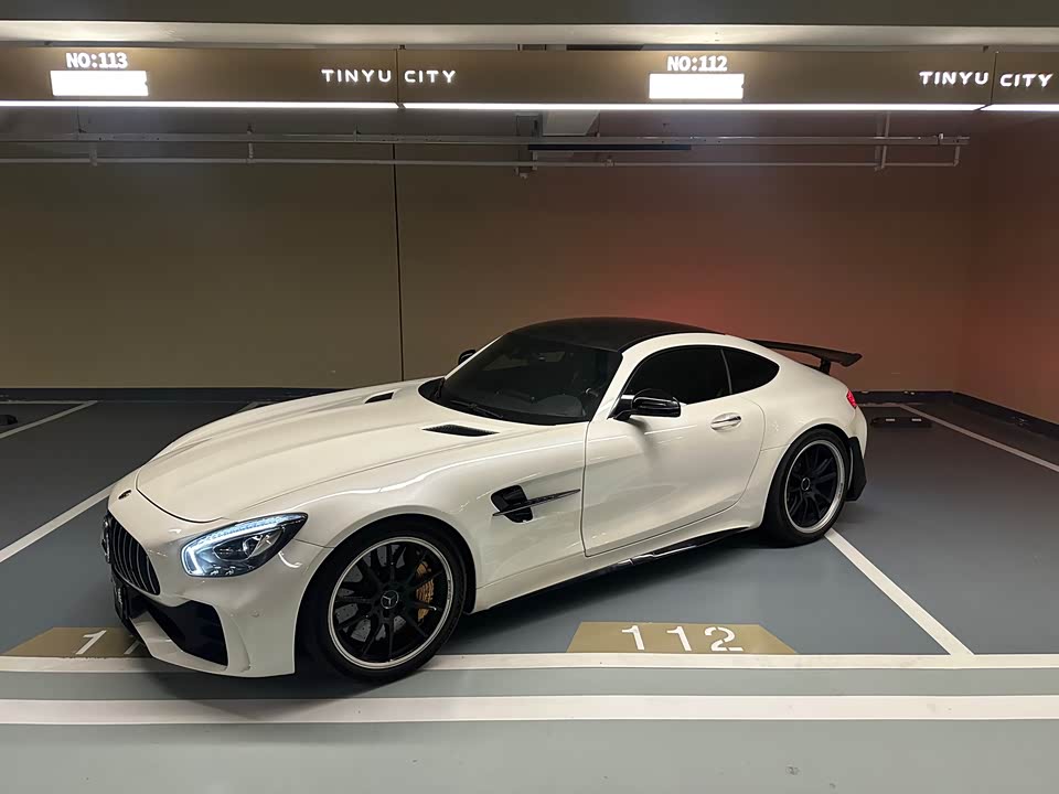 Mercedes-Benz AMG GT