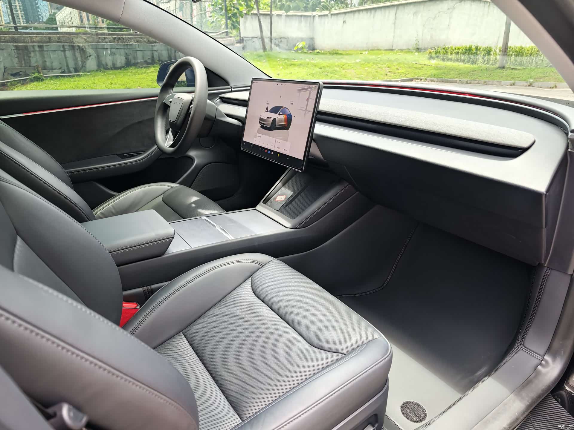 Tesla Model 3, 2023 11