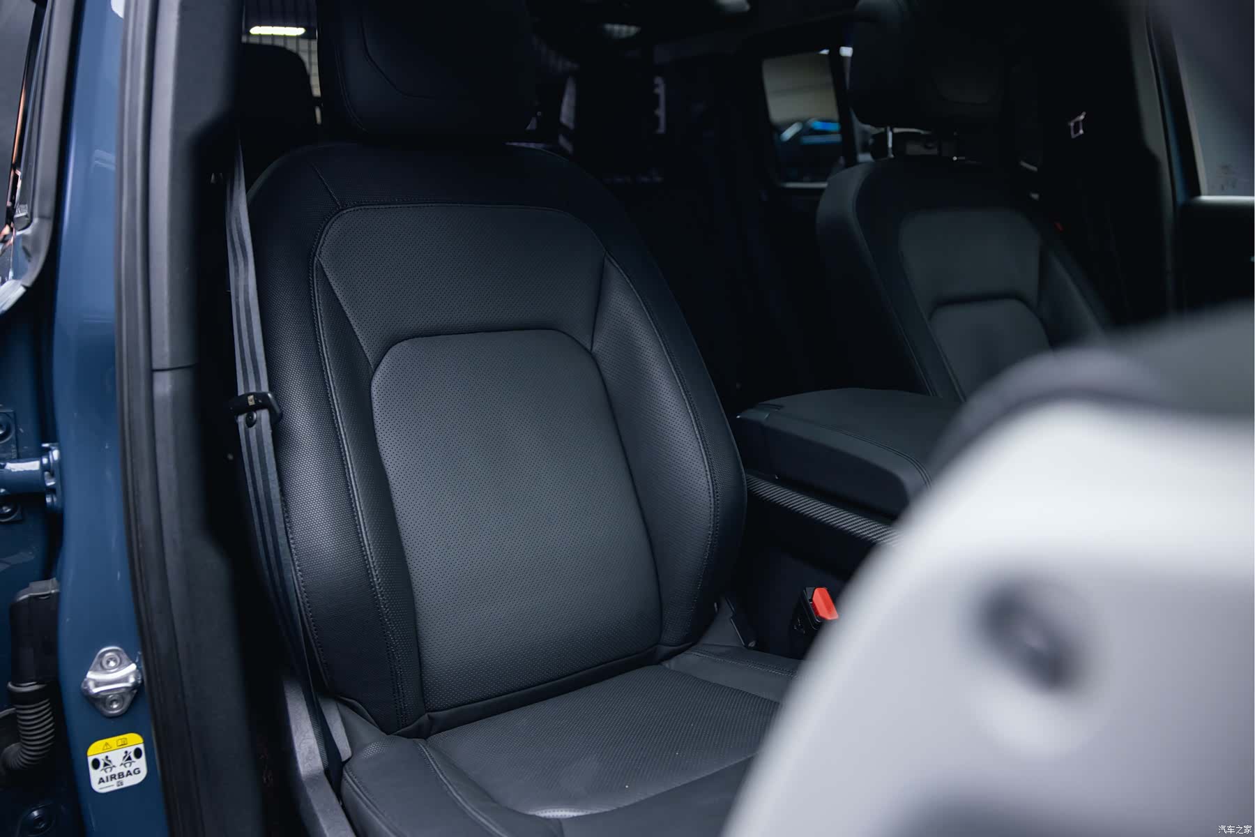 Land Rover Defender, 2022 30