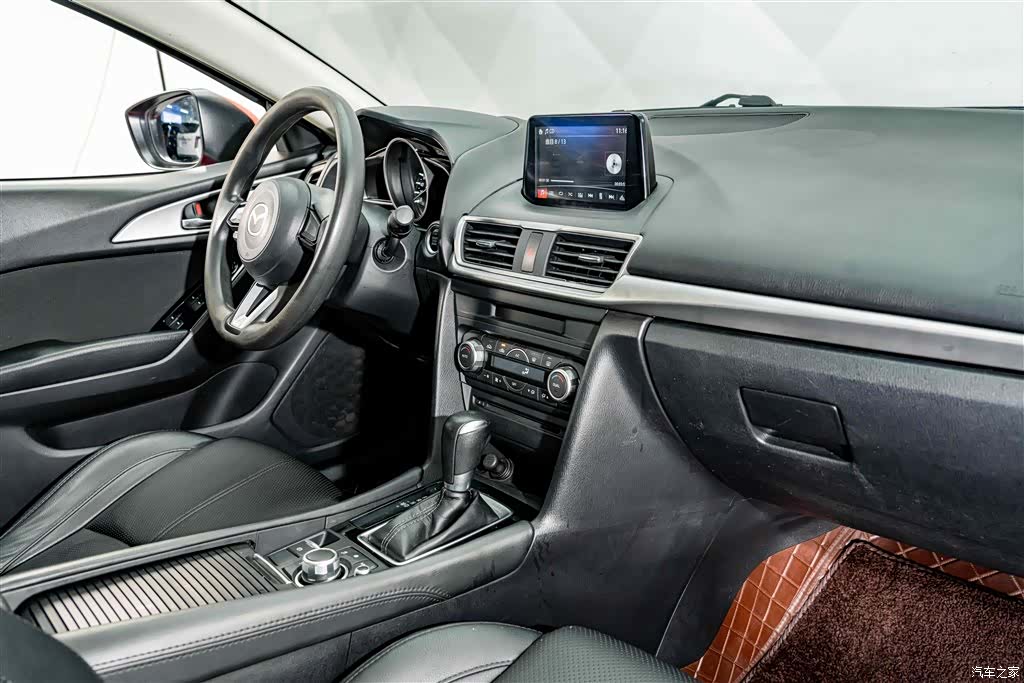 Mazda Mazda3, 2017 17