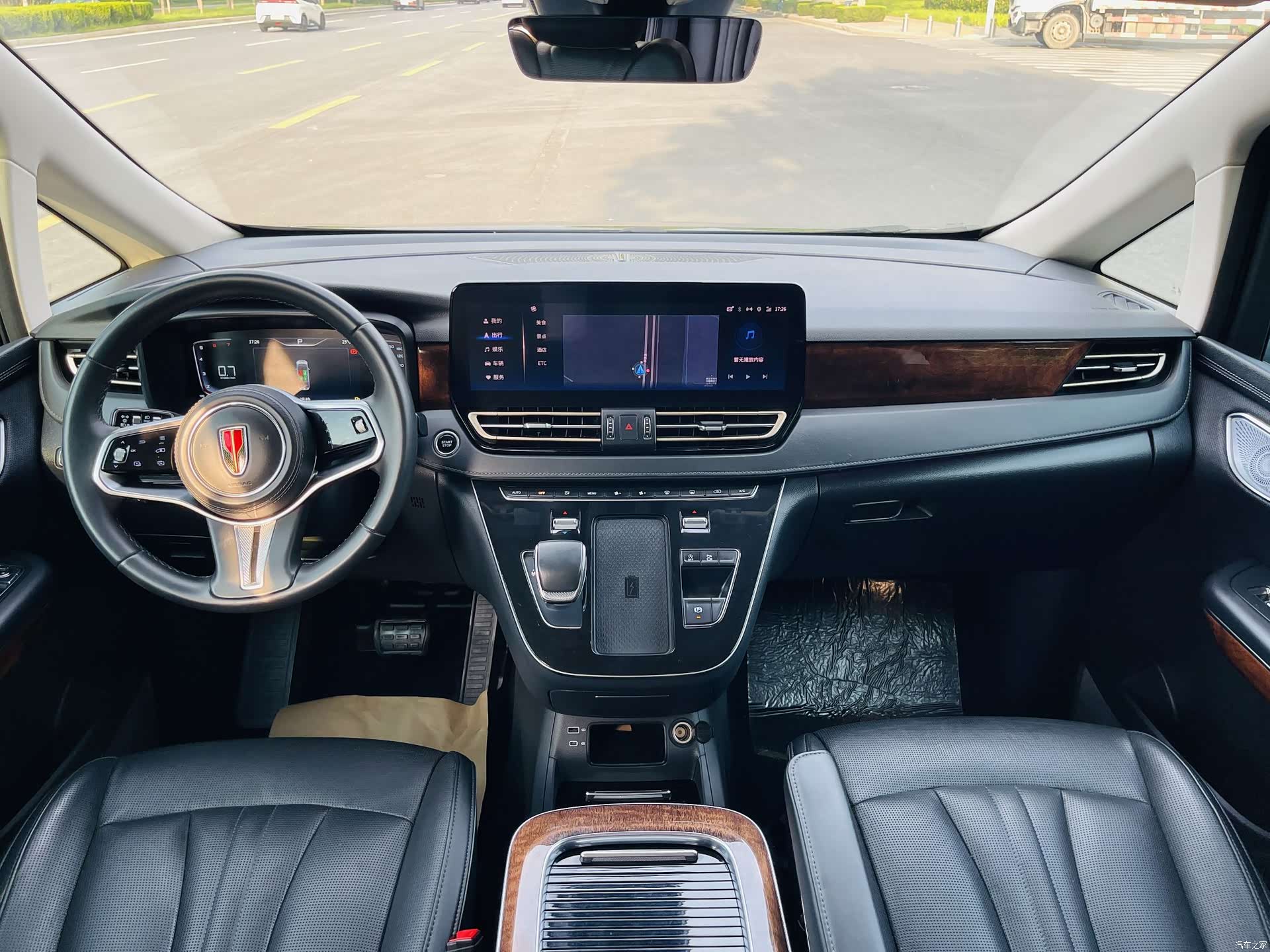 Hongqi HQ9, 2023 16