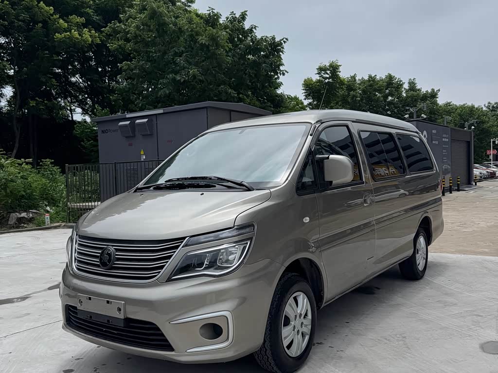 Dongfeng 2020 M5L 1.6L Comfort 7 мест