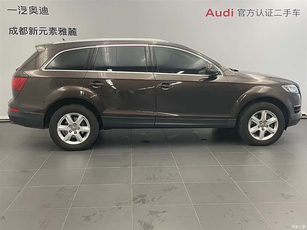 Audi Q7, 2014 3