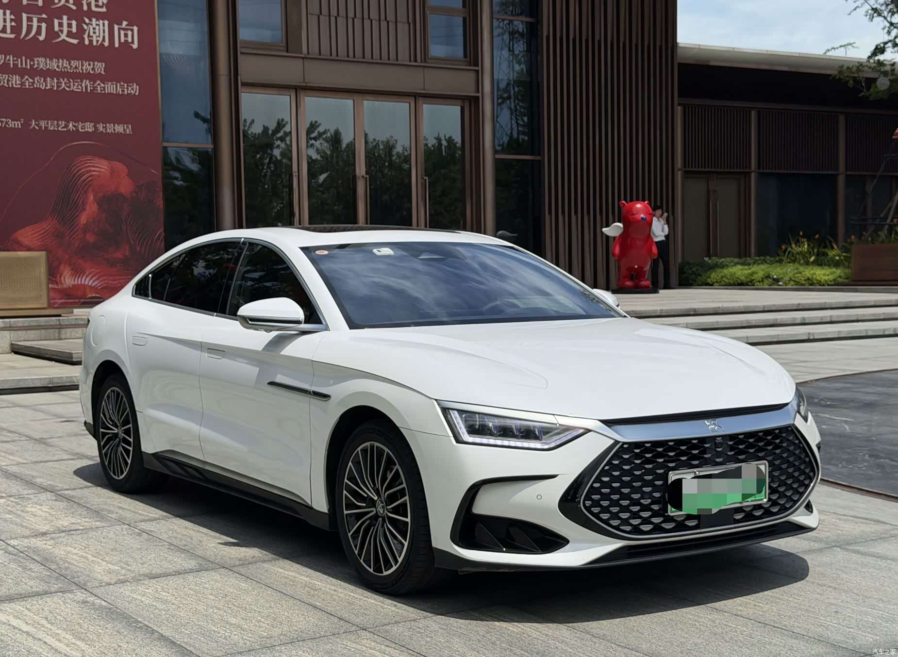 BYD Han, 2022 4