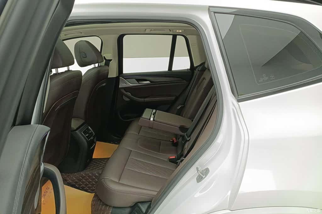 BMW X3, 2021 11