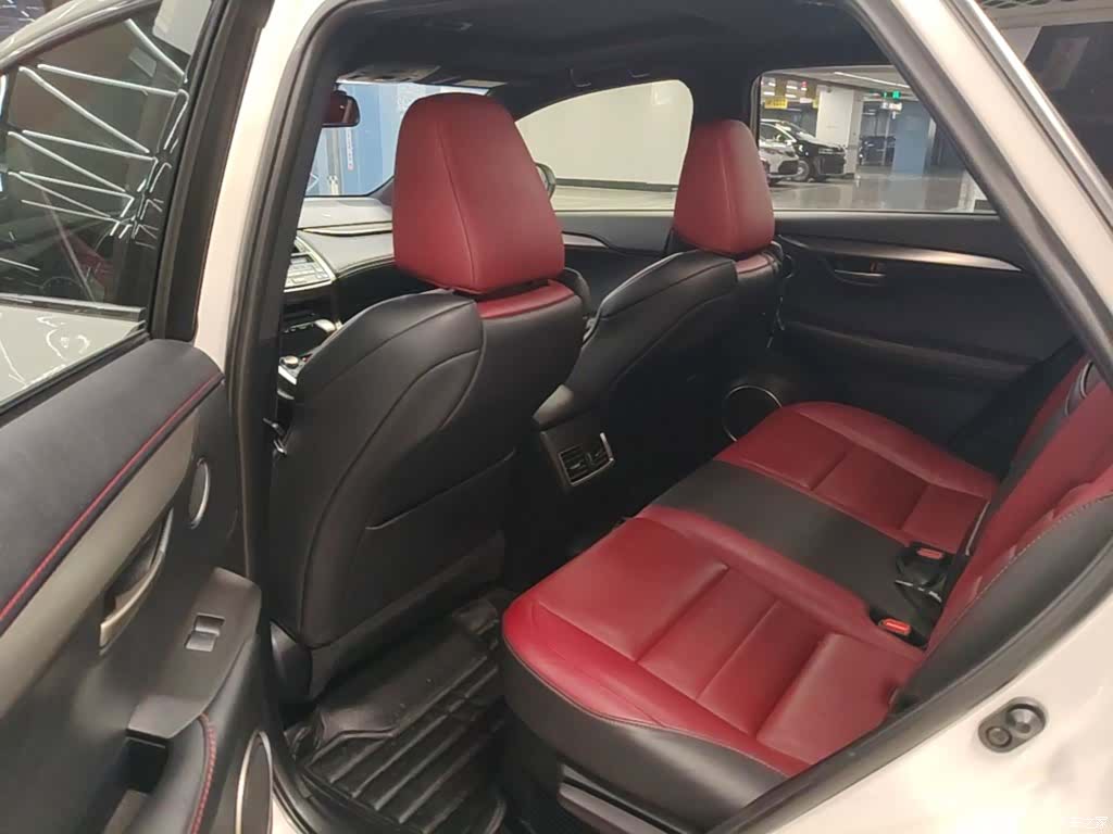 Lexus NX, 2015 15