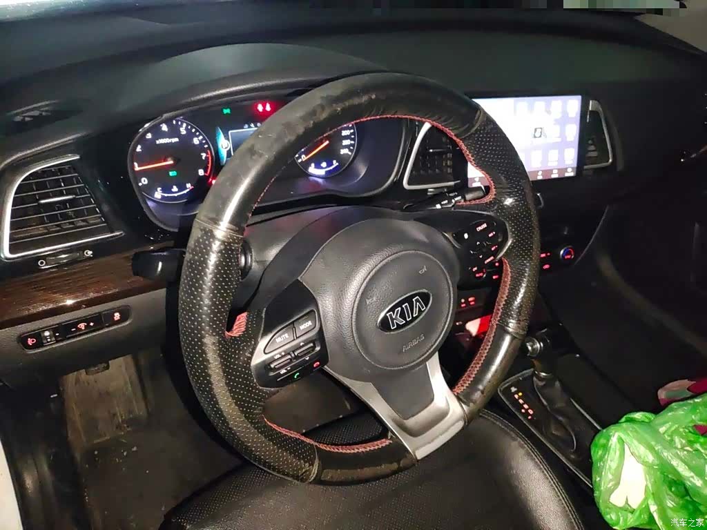 Kia K4, 2014 3