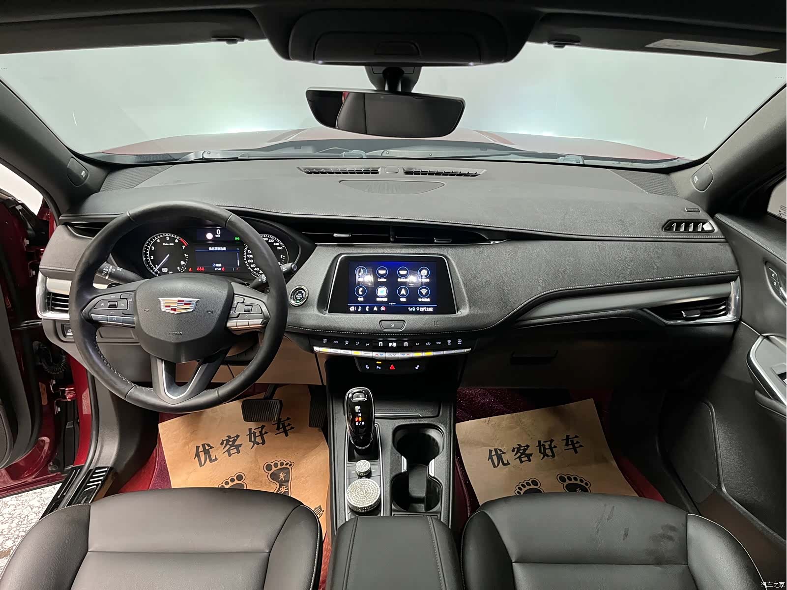 Cadillac XT4, 2020 10