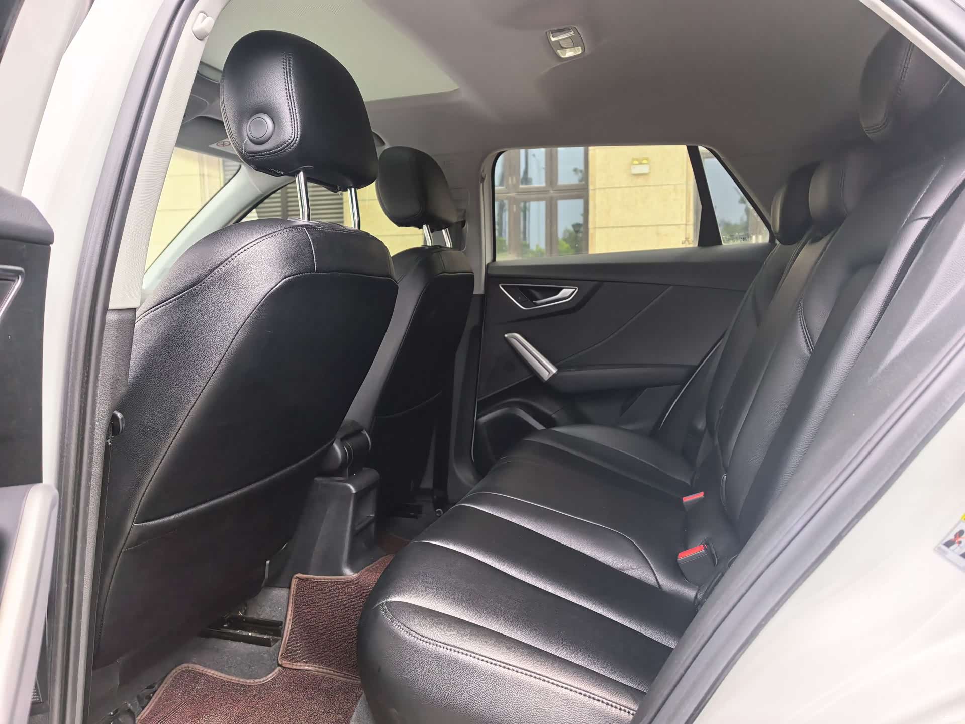 Audi Q2L, 2021 11