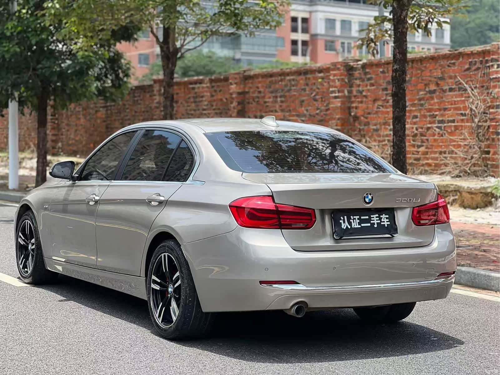 BMW 3 Series, 2016 6