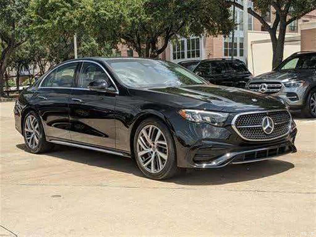 Mercedes-Benz E-Class, 2025 3