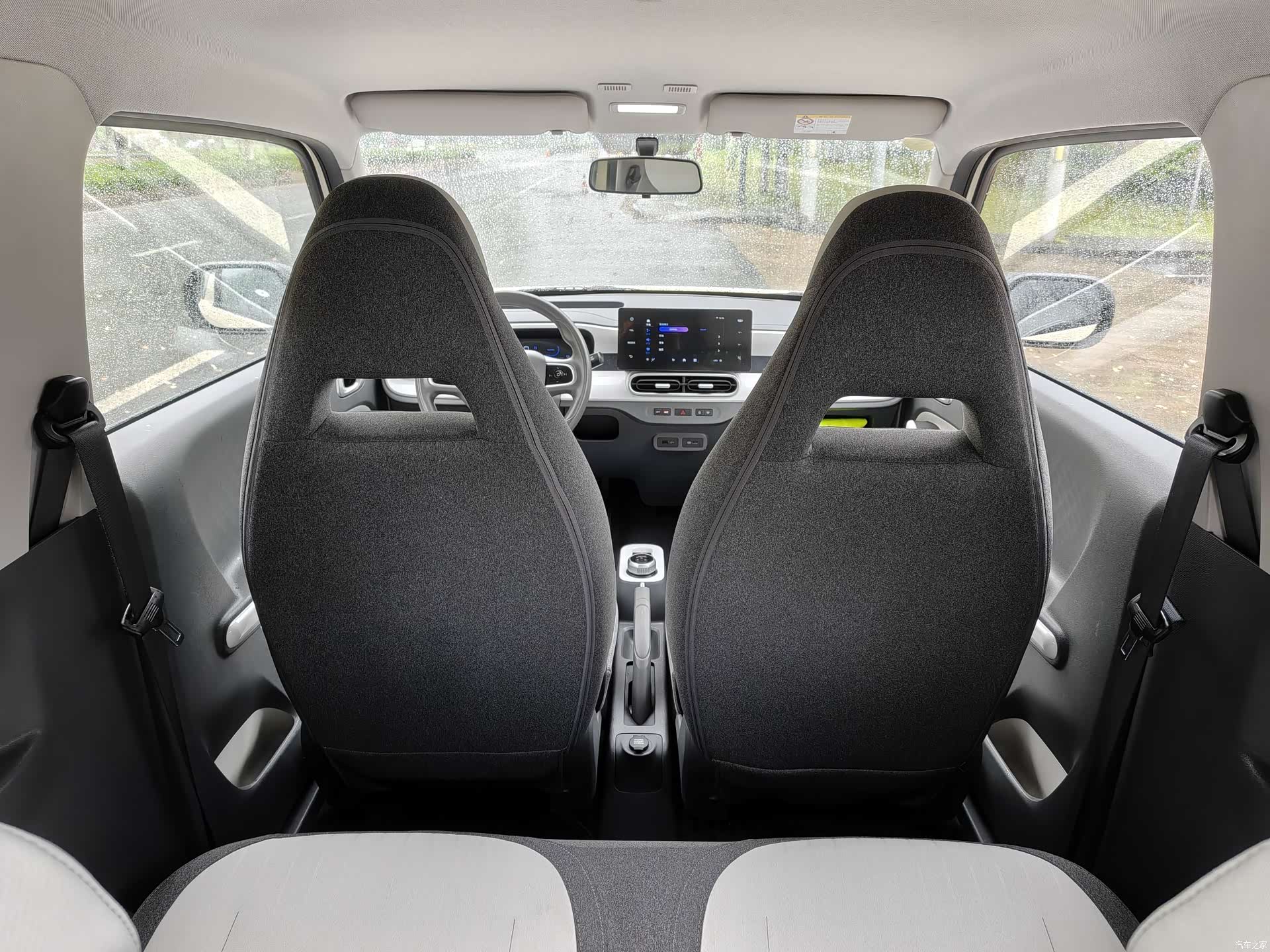 Geely Panda, 2025 8