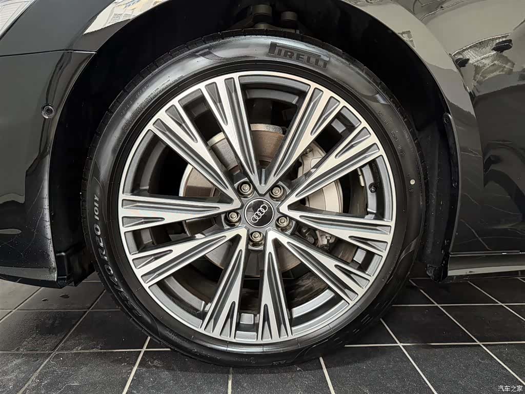 Audi A6L, 2025 14