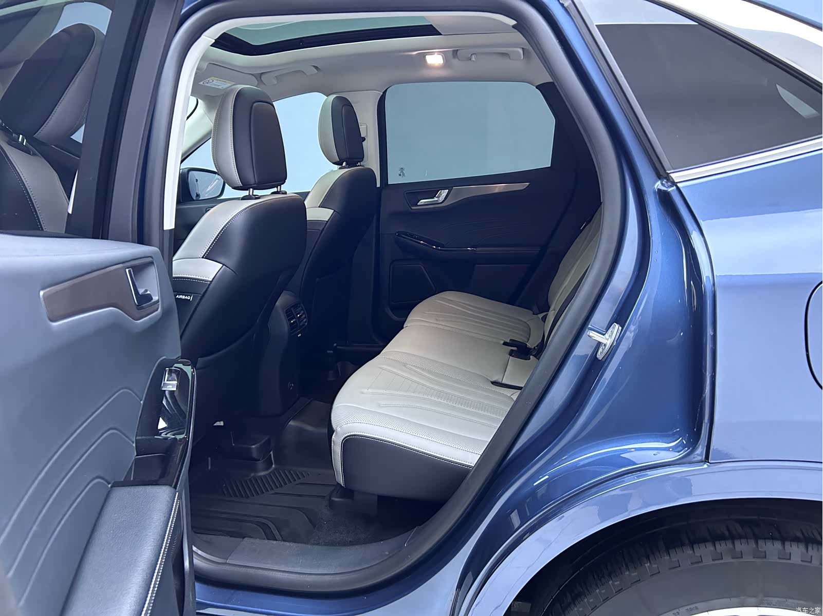 Ford Escape, 2023 9